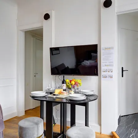 249 Arcade - Superbe A Apartment *
